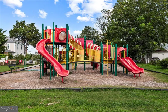 a view of outdoor space with garden and entertaining space