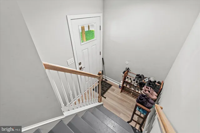 a view of a entryway