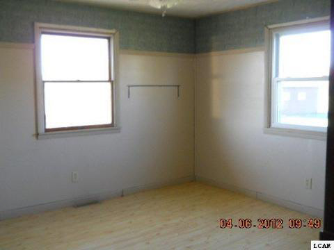 13891 Addison Road Addison, MI 49220 - Photo 15 of 17 20090664-14.JPG