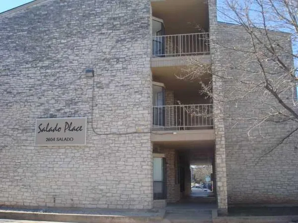 $1,300 | 2604 Salado Street, Unit 303, Austin, TX 78705