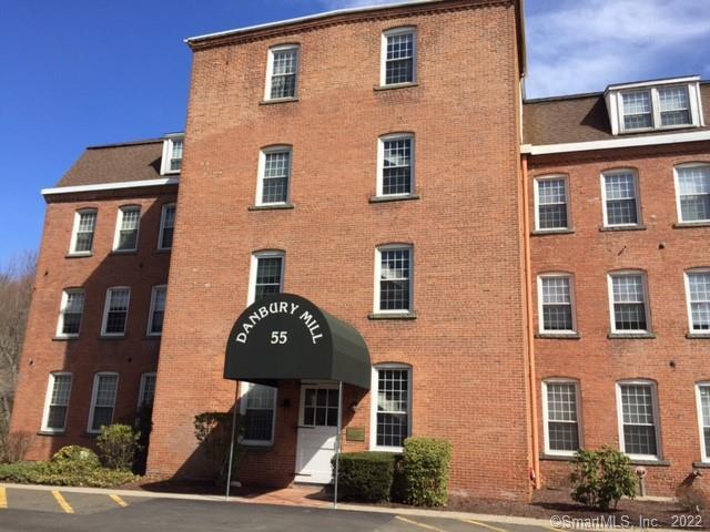 55 Oil Mill Road, Unit 6 Danbury, CT 06810 - Photo 1 of 1