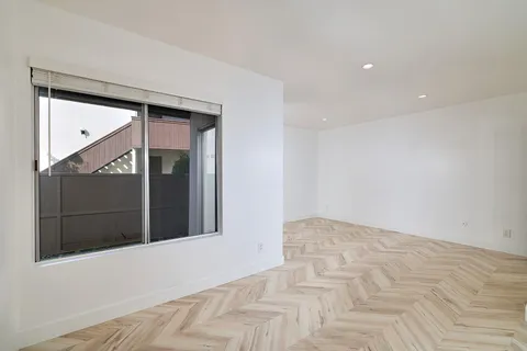 $339,000 | 8015 Caminito De Pizza, Unit E, San Diego, CA 92108