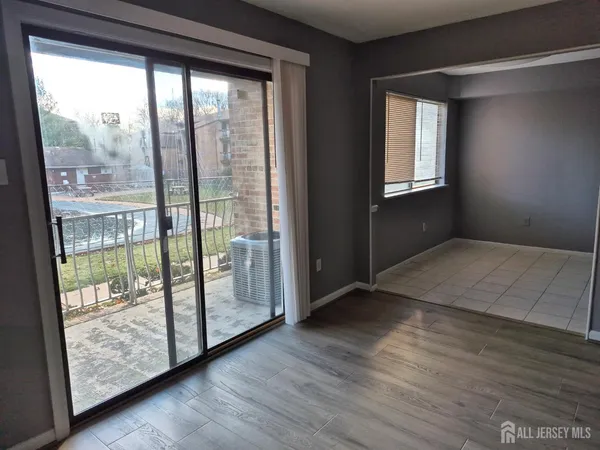 $2,300 | 915 Edison Glen Terrace, Edison, NJ 08837