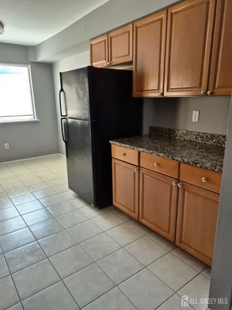 $2,300 | 915 Edison Glen Terrace, Edison, NJ 08837