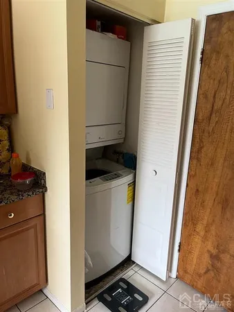 $2,300 | 915 Edison Glen Terrace, Edison, NJ 08837