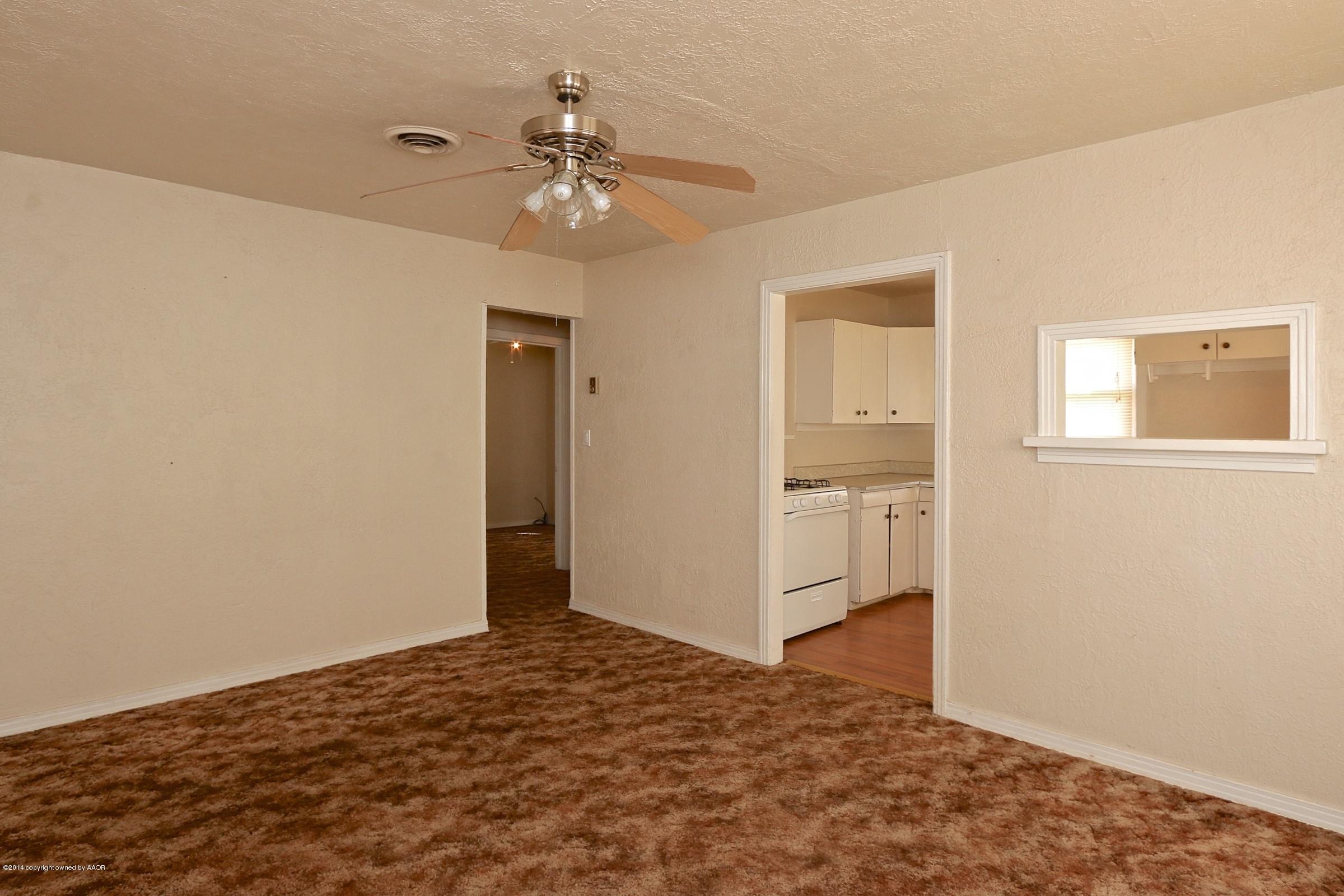4205 South Tyler Street Amarillo, TX 79110 - Photo 17 of 19 a view of an empty room