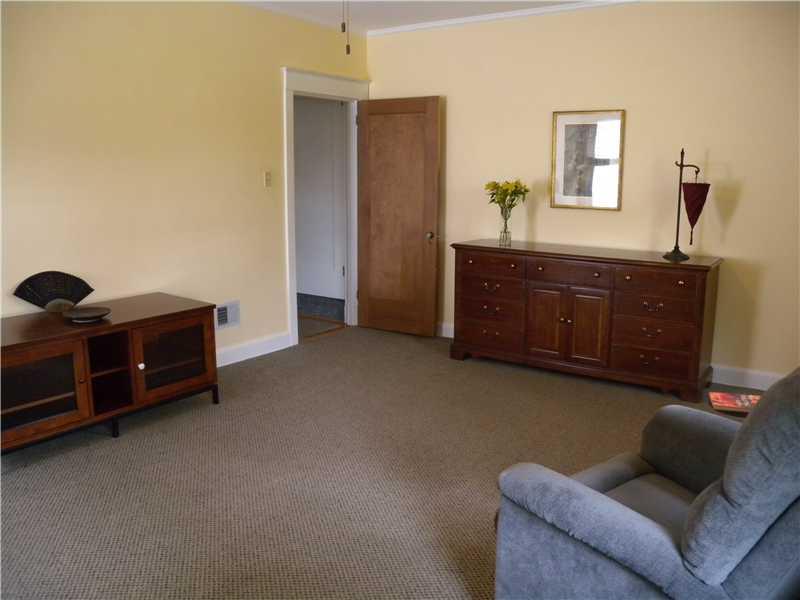 6621 Darlington Road Pittsburgh, PA 15217 - Photo 18 of 25 Bedroom. ~3RD BEDROOM ON 2ND FLOOR WHICH IS IMMENSE~