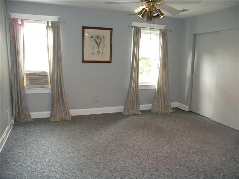 6621 Darlington Road Pittsburgh, PA 15217 - Photo 21 of 25 Bedroom. ~ONE OF THE TWO BEDROOMS ON THE 3RD FLOOR~OFFICE AREA, GUEST BEDROOM~MAKE IT YOUR OWN DESIGN~