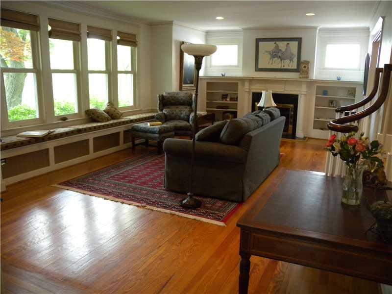 6621 Darlington Road Pittsburgh, PA 15217 - Photo 4 of 25 Living Room. ~EXTENSIVE WINDOW SEAT FOR READING YOUR FAVORITE BOOK~NEWER WINDOWS THROUGHOUT THE HOME~AREA OPENS TO DINING, FAMILY AND KITCHEN AREAS~PERFECT FOR ENTERTAINING~