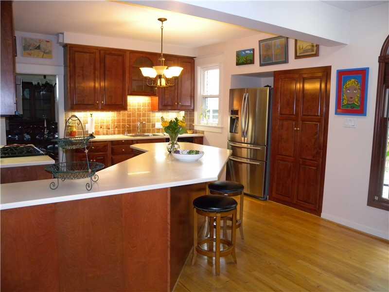 6621 Darlington Road Pittsburgh, PA 15217 - Photo 9 of 25 Kitchen. ~NEWER STAINLESS APPLIANCES~CONVECTION OVEN~BAR AREA GREAT FOR BREAKFAST, SERVING YOUR GUESTS AND DINNER PREP WORK~