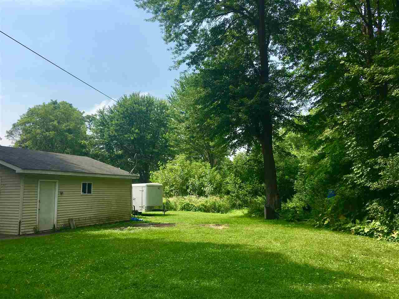 2371 Murphy Road Flint, MI 48504 - Photo 3 of 18