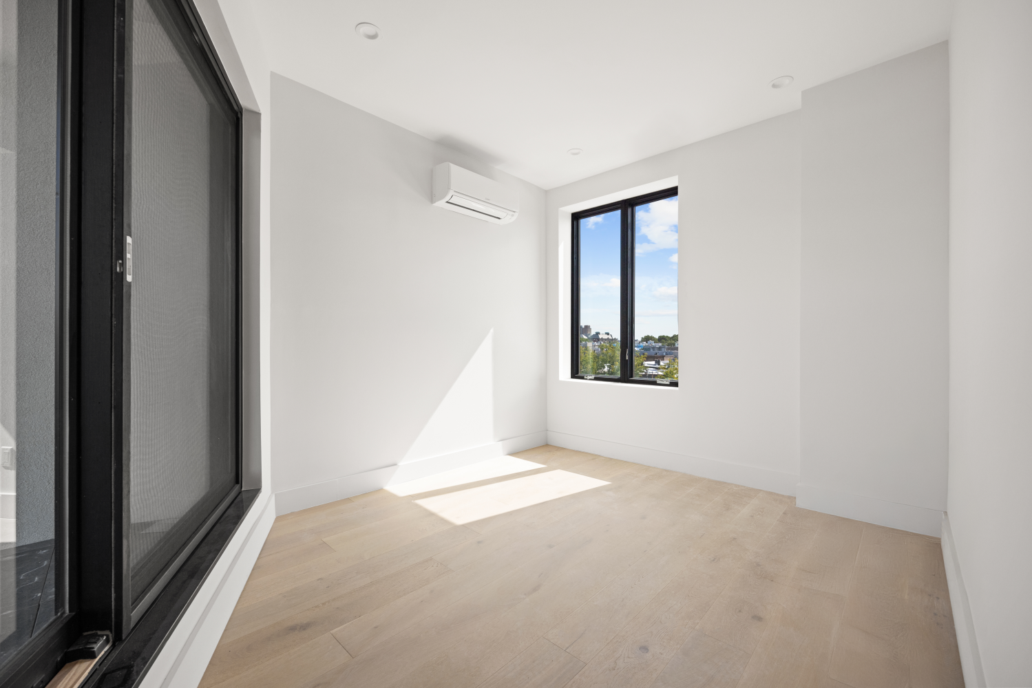 1048 Flushing Avenue 4L East Williamsburg Brooklyn NY 11237
