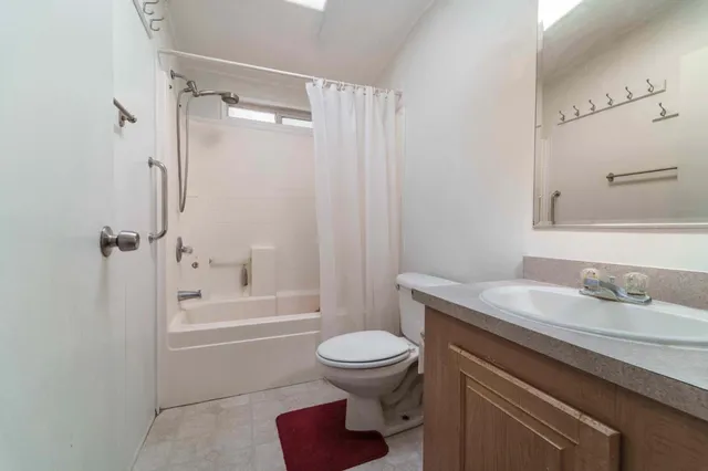 a view of a storage & utility room