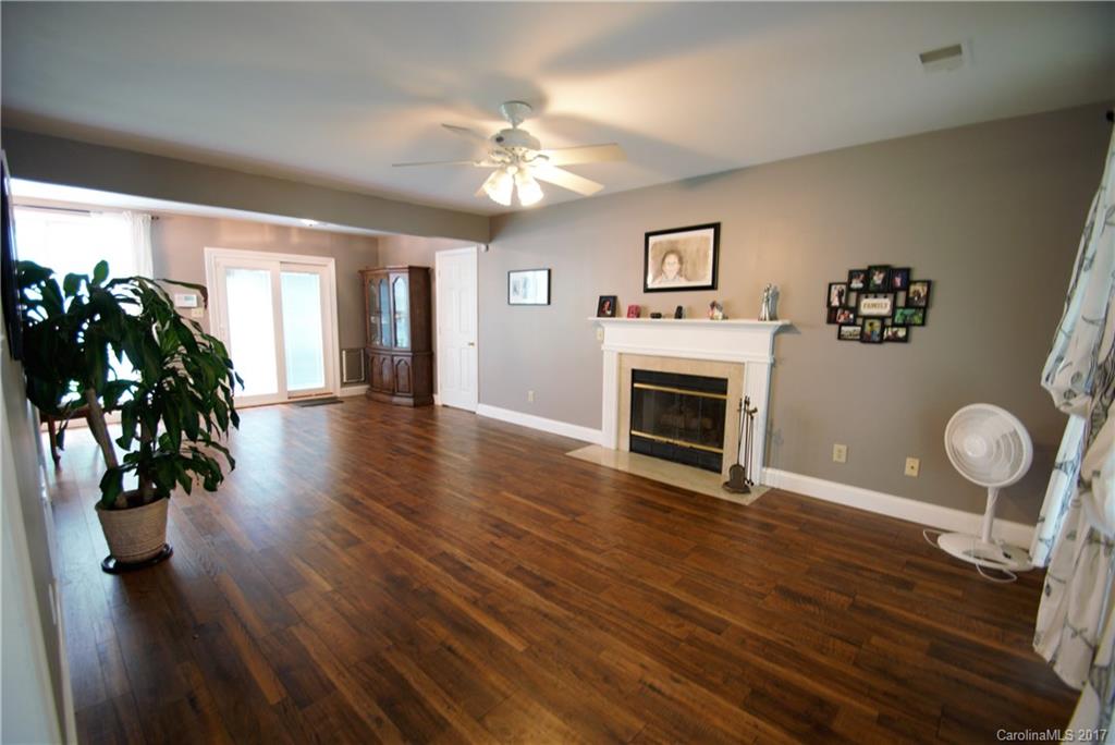 8008 Hunley Ridge Road Matthews, NC 28104 - Photo 2 of 24 Gallery Image 2