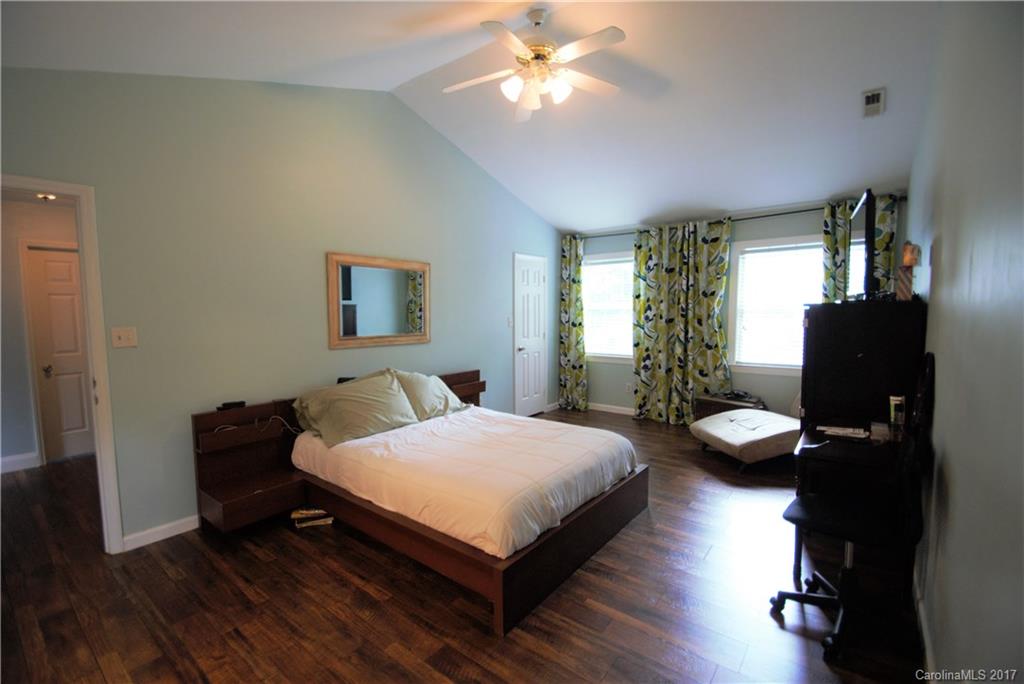 8008 Hunley Ridge Road Matthews, NC 28104 - Photo 13 of 24 Gallery Image 13