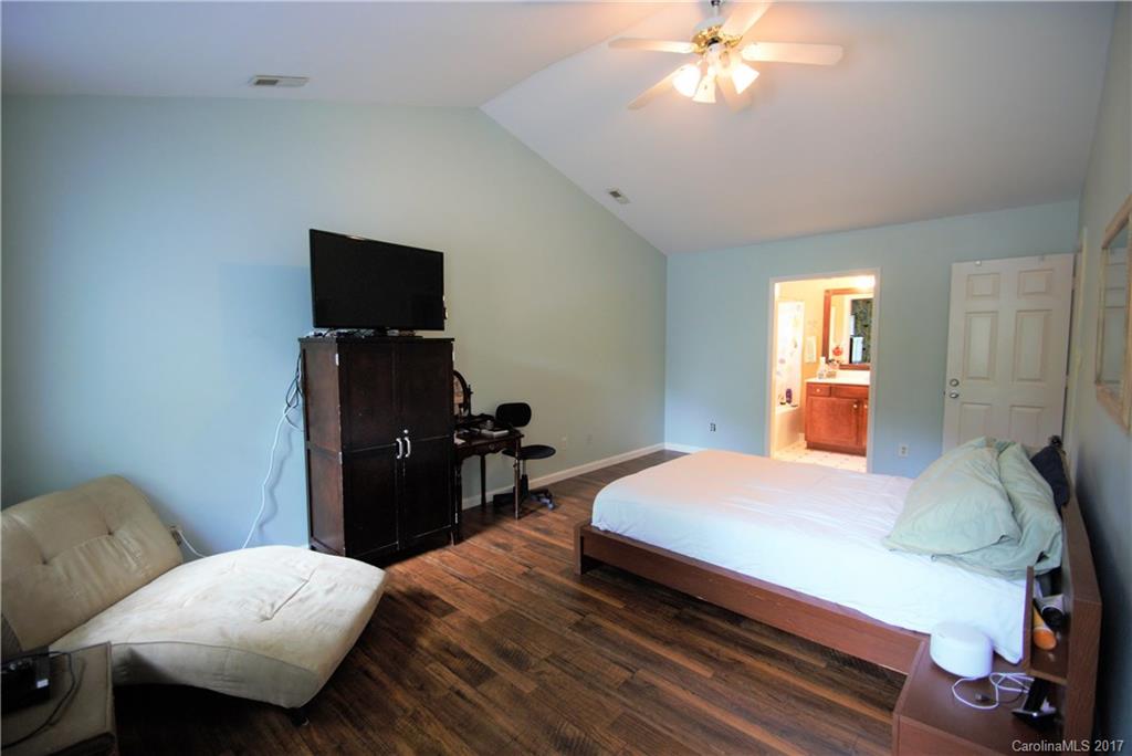 8008 Hunley Ridge Road Matthews, NC 28104 - Photo 14 of 24 Gallery Image 14