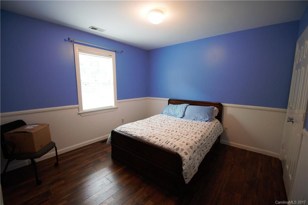 8008 Hunley Ridge Road Matthews, NC 28104 - Photo 16 of 24 Gallery Image 16