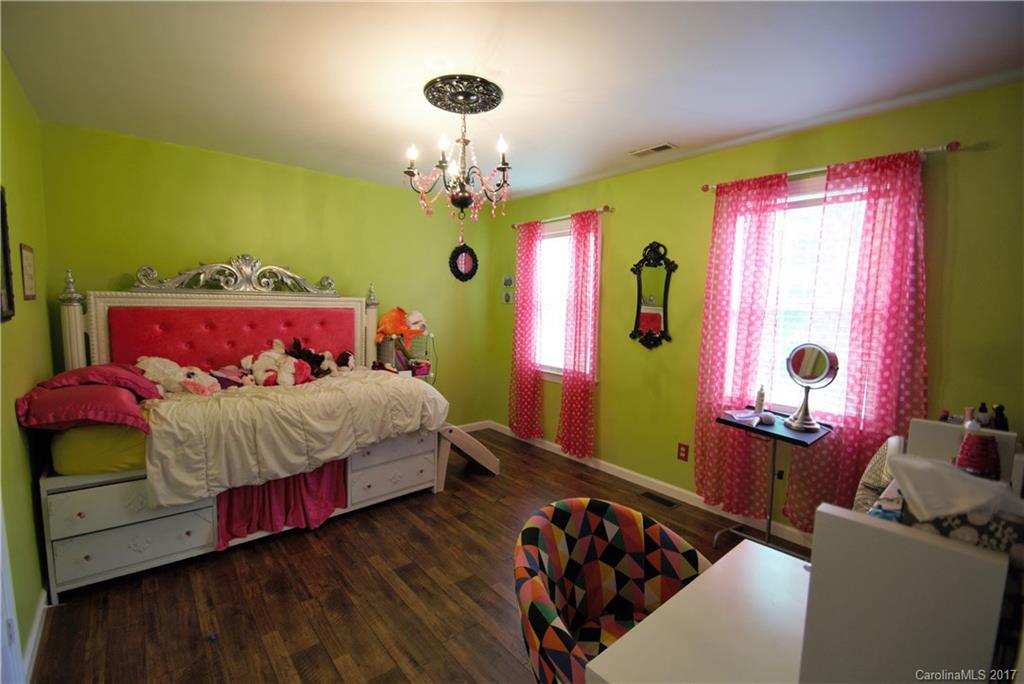 8008 Hunley Ridge Road Matthews, NC 28104 - Photo 18 of 24 Gallery Image 18