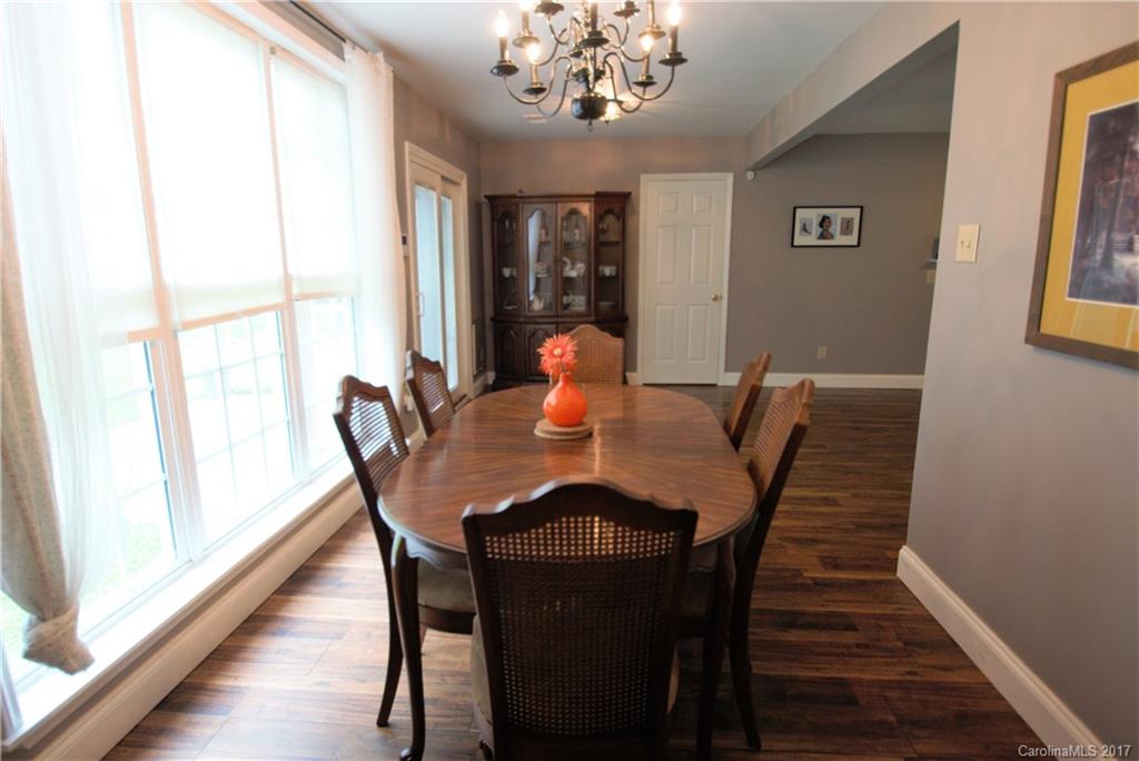 8008 Hunley Ridge Road Matthews, NC 28104 - Photo 5 of 24 Gallery Image 5