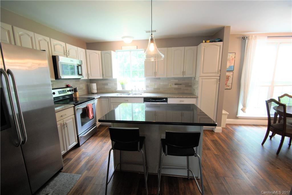 8008 Hunley Ridge Road Matthews, NC 28104 - Photo 9 of 24 Gallery Image 9
