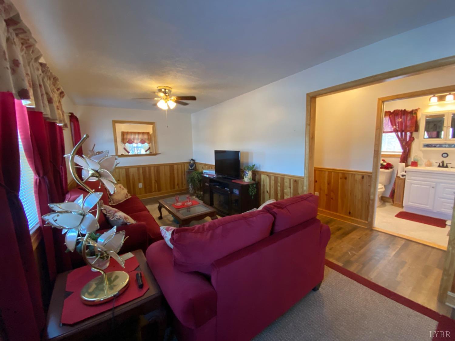 635 Winton Road Amherst, VA 24521 - Photo 12 of 39 Gallery Image 12