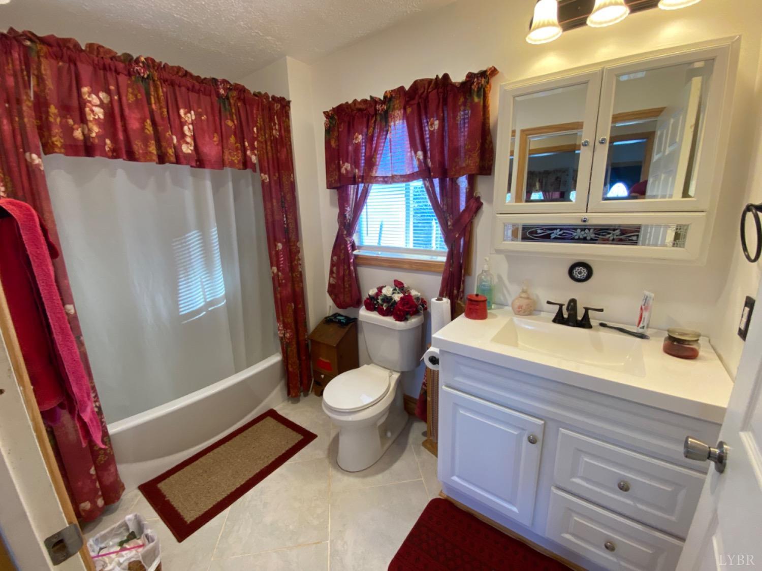635 Winton Road Amherst, VA 24521 - Photo 32 of 39 Gallery Image 32