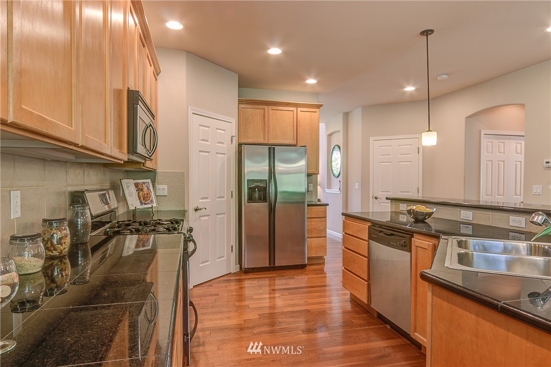 1717 235th Place Southwest Bothell, WA 98021 - Photo 7 of 25