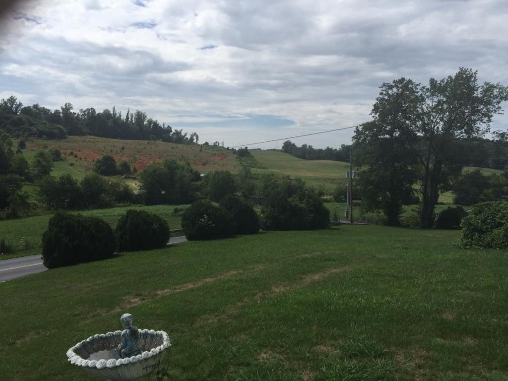 2835 Indian Ridge Road Johnson City, TN 37604 - Photo 23 of 24 Photo 23