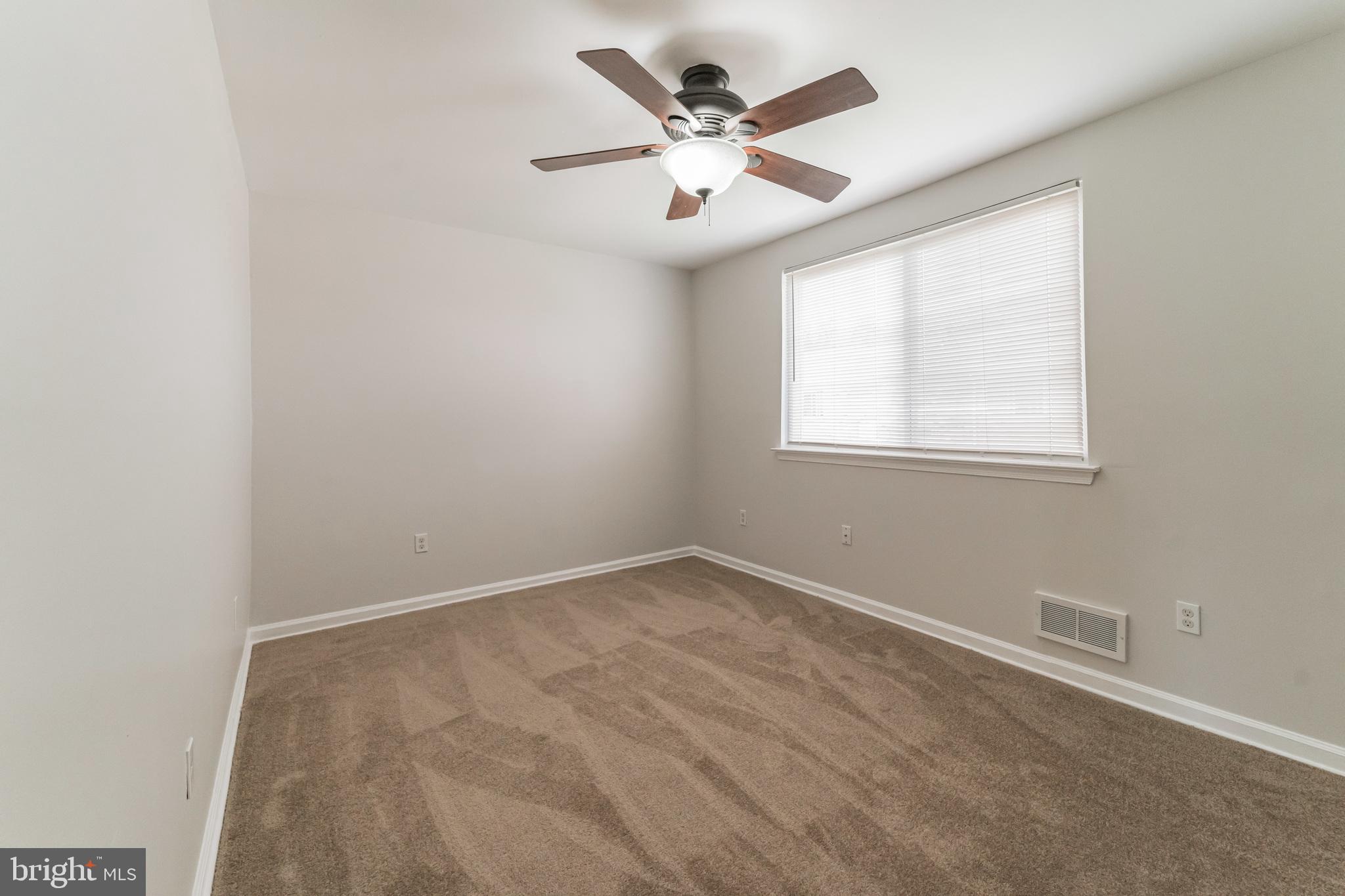 1865 Addison Road South District Heights, MD 20747 - Photo 16 of 31