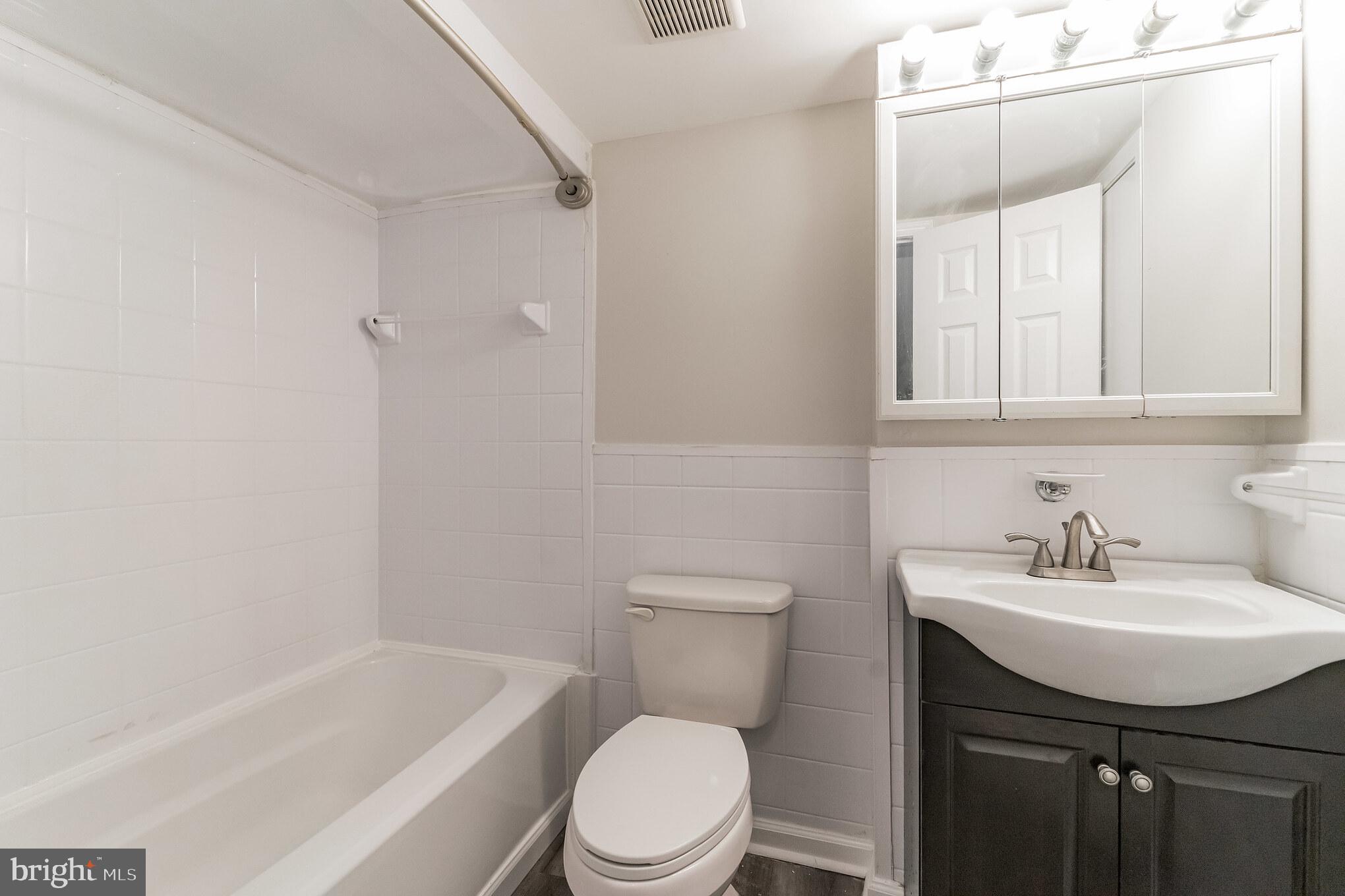 1865 Addison Road South District Heights, MD 20747 - Photo 24 of 31