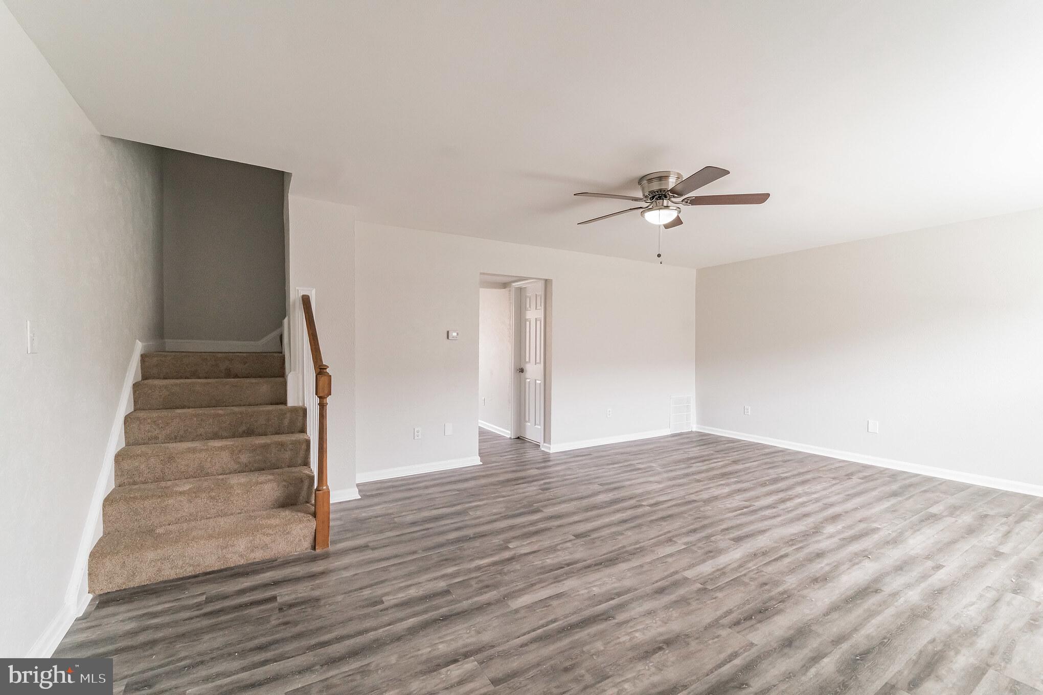 1865 Addison Road South District Heights, MD 20747 - Photo 4 of 31