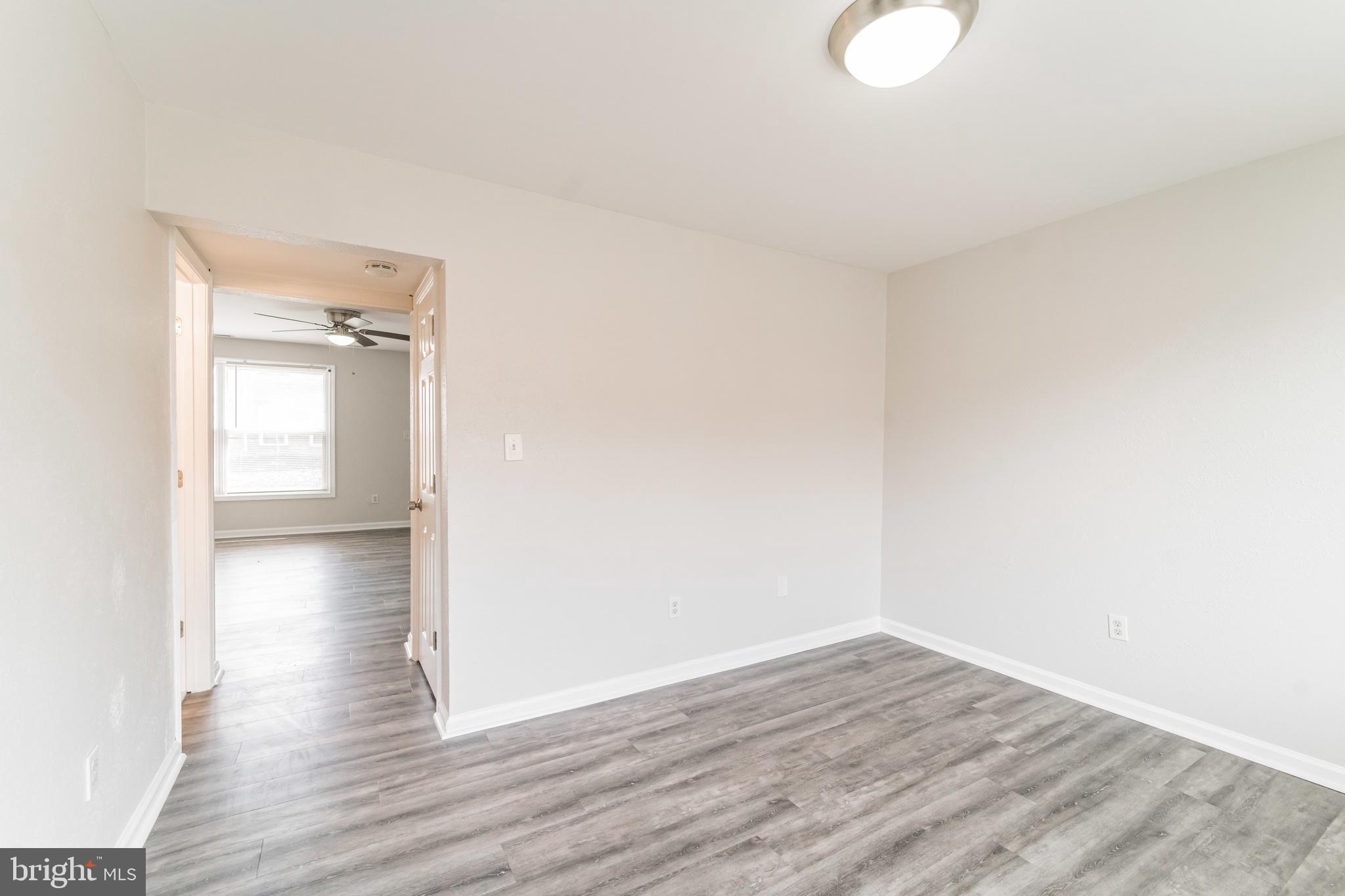1865 Addison Road South District Heights, MD 20747 - Photo 7 of 31