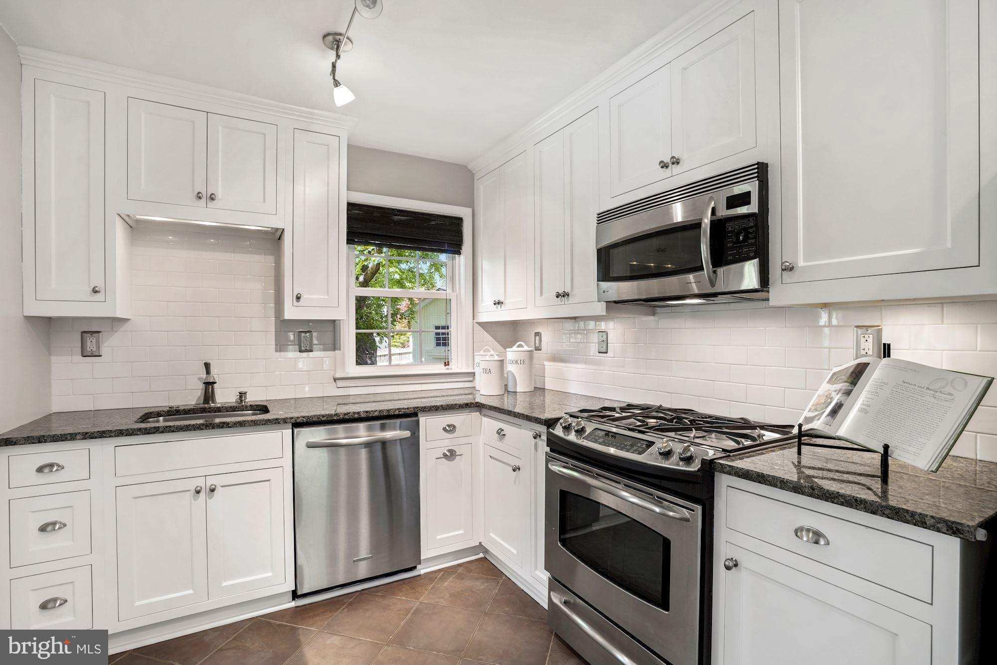 5055 26th Road North Arlington, VA 22207 - Photo 14 of 44 Renovated Kitchen