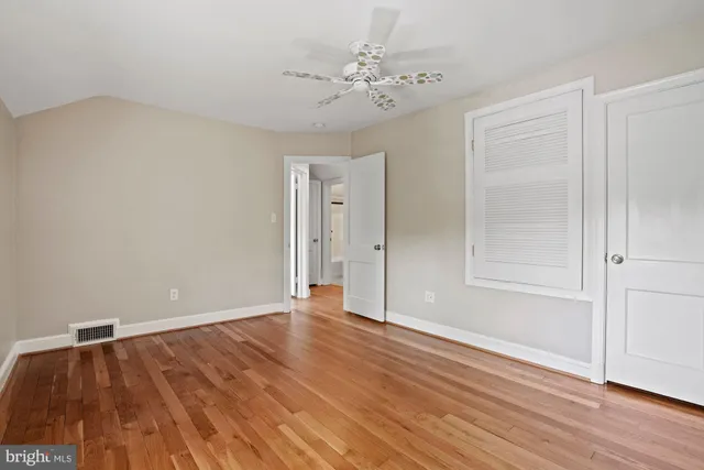 $5,750 | 5055 26th Road North, Arlington, VA 22207