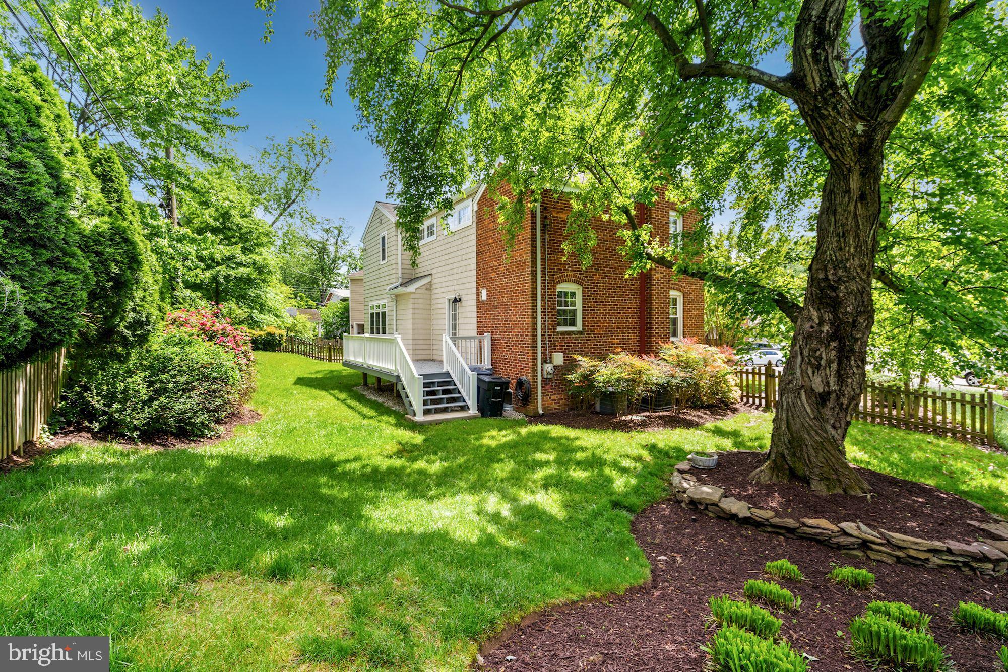 5055 26th Road North Arlington, VA 22207 - Photo 33 of 44 Fantastic Yard