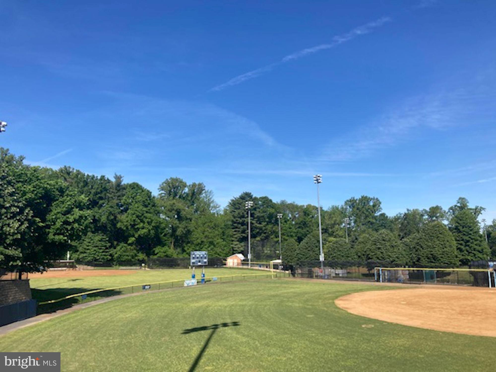 5055 26th Road North Arlington, VA 22207 - Photo 41 of 44 Greenbrier Park
