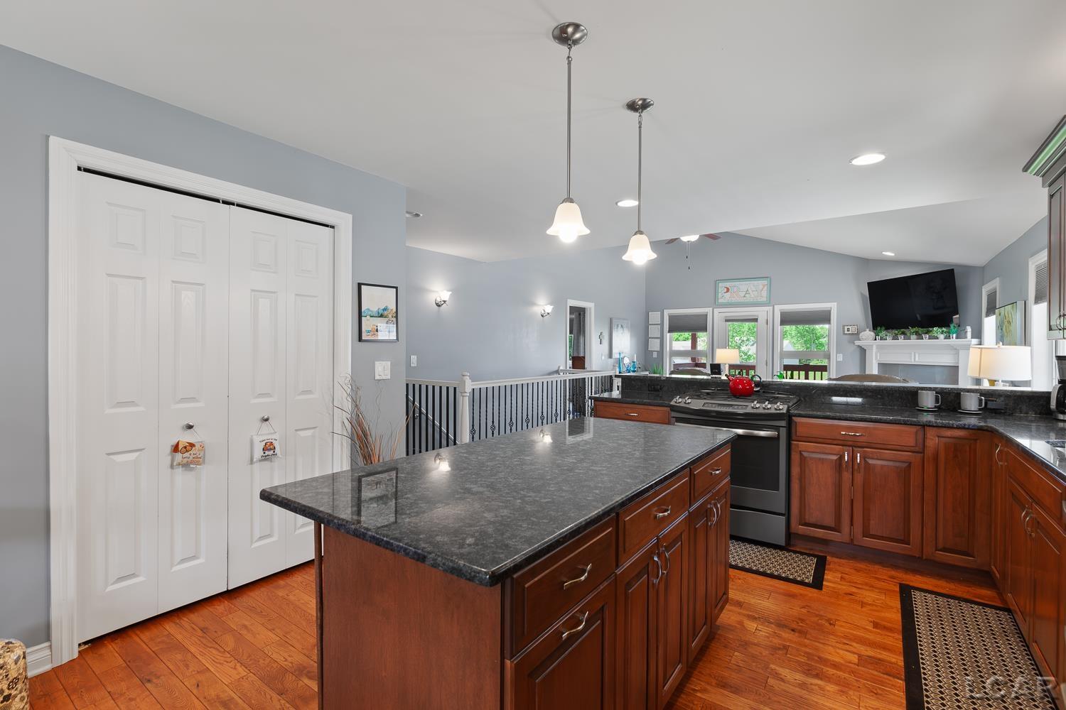 1029 Ridgeview Drive Tecumseh, MI 49286 - Photo 8 of 36