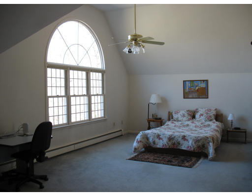 104 Mitchell Road Holliston, MA 01746 - Photo 8 of 14 Gallery Image 8
