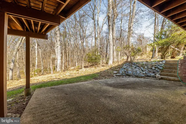 $1,395,000 | 9122 Cricklewood Court, Vienna, VA 22182