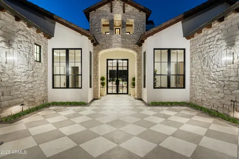 $6,450,000 | 6302 East Calle Del Norte, Scottsdale, AZ 85251
