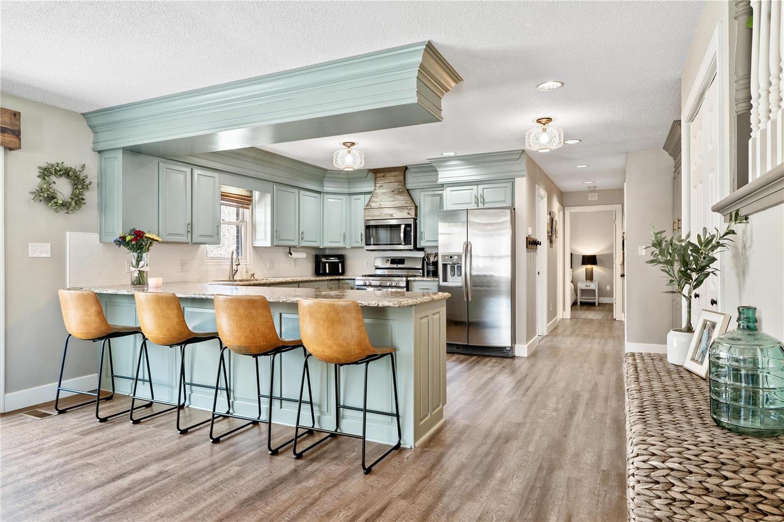 409 Oak Forest Drive Jackson, MO 63755 - Photo 8 of 49