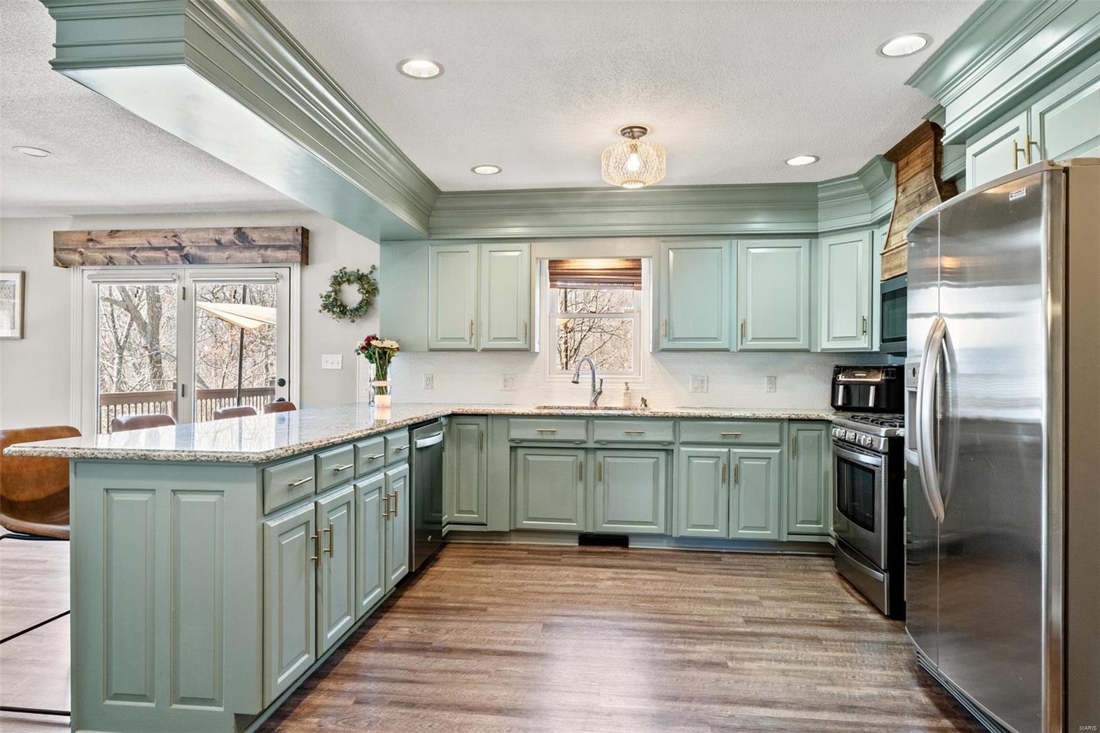 409 Oak Forest Drive Jackson, MO 63755 - Photo 9 of 49