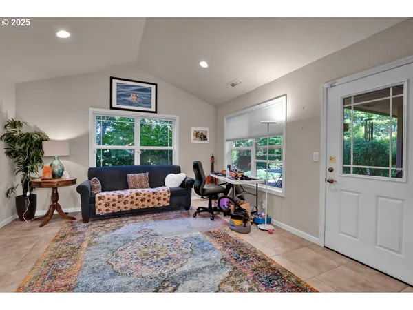 $739,500 | 2131 Willow Loop, Florence, OR 97439