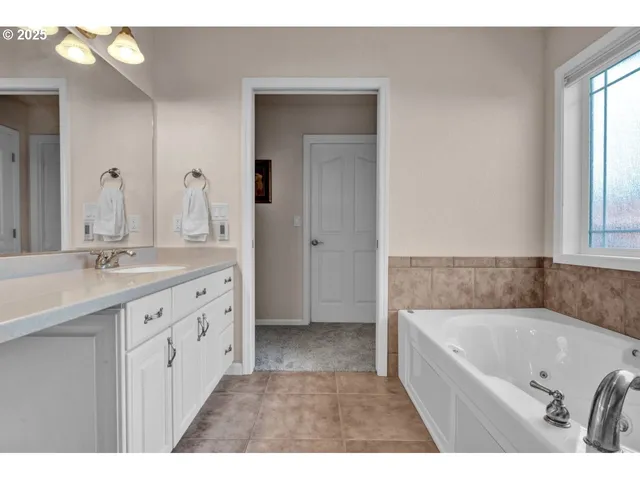 $739,500 | 2131 Willow Loop, Florence, OR 97439