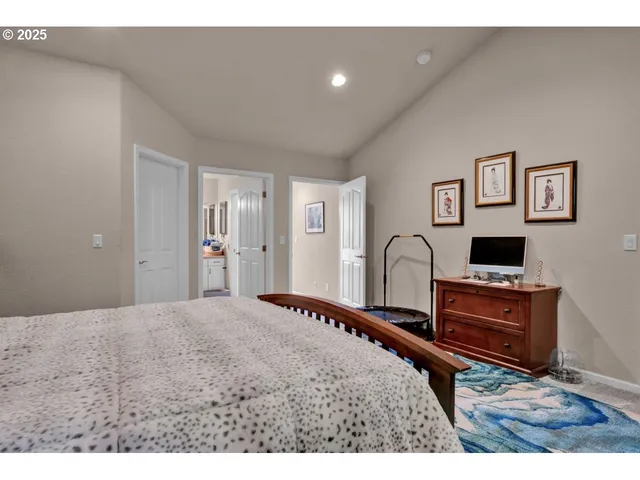 $739,500 | 2131 Willow Loop, Florence, OR 97439