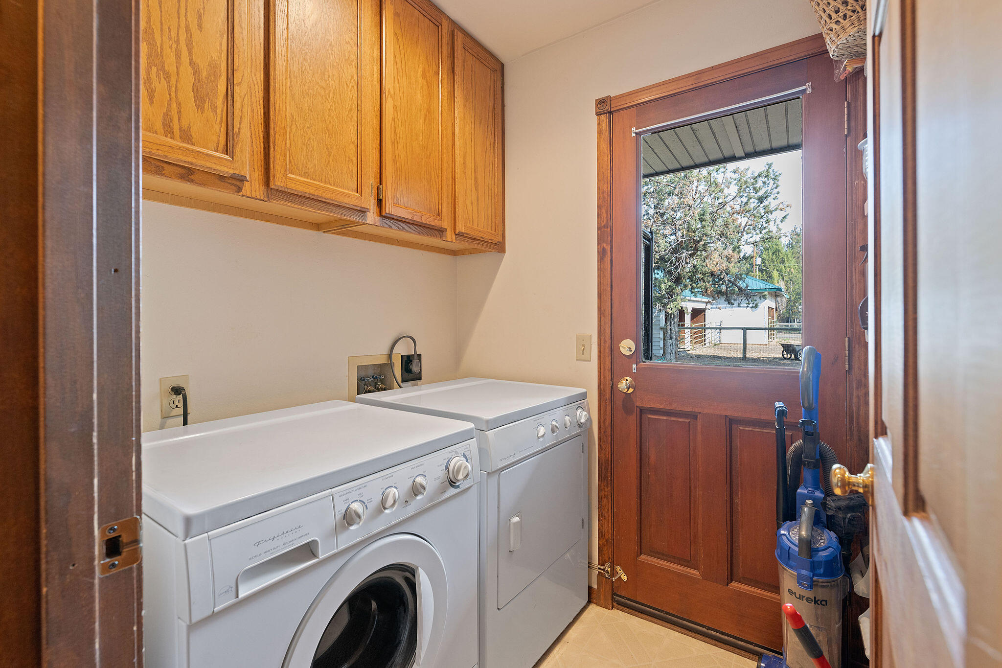 65160 Highland Road Bend, OR 97703 - Photo 19 of 41 090A4638