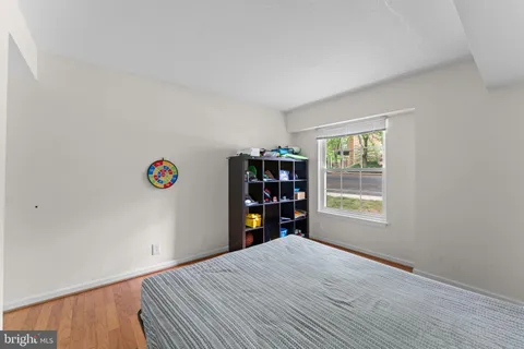 $559,900 | 7720 Tremayne Place, Unit 111, McLean, VA 22102