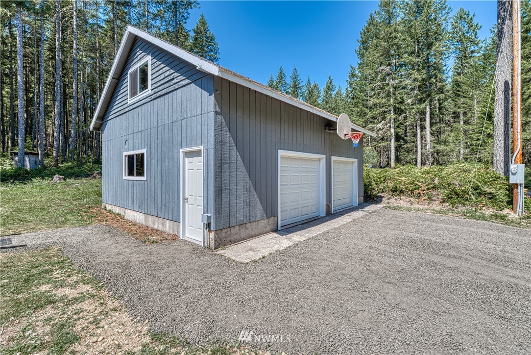 9922 Fairview Lake Road Southwest Port Orchard, WA 98367 - Photo 3 of 40 Gallery Image 3
