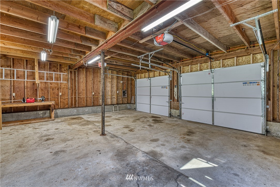 9922 Fairview Lake Road Southwest Port Orchard, WA 98367 - Photo 6 of 40 Gallery Image 6