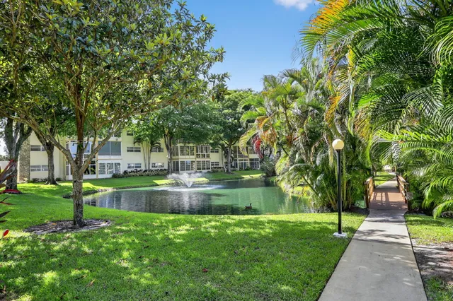 $89,000 | 5111 West Oakland Park Boulevard, Unit 201, Lauderdale Lakes, FL 33313